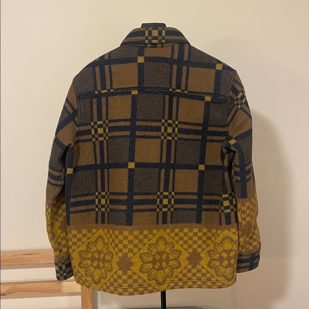Women’s blanket wool overshirt size medium - Picture 5 of 8
